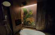 Toilet Kamar 6 Hotel Melia Resort - Adults Only