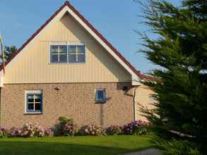 Exterior 4 Luring Holiday Home in Callantsoog near Sea