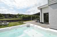 Entertainment Facility Modern Villa with Large Garden by the Water with Hot Tub & Infrared Sauna