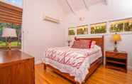 Bedroom 2 Moloa'a Bay Cottage