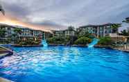 Swimming Pool 7 Waipouli Beach Resort G-306