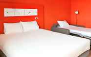 Bedroom 7 ibis budget Beauvais Aeroport