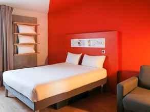 Bedroom 4 ibis budget Beauvais Aeroport