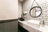 In-room Bathroom Hotel Chicago