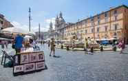 Nearby View and Attractions 7 Sunny Apartment Navona Sq