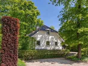 Exterior 4 Luxurious Villa With Dishwasher Close to De Veluwe