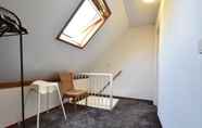 Kamar Tidur 5 Peaceful Holiday Home in Zonnemaire With Garden