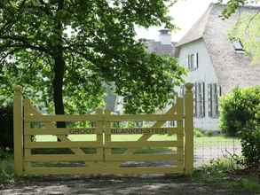 Exterior 4 Peaceful Farmhouse in Doorn near Forest