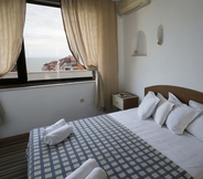 Bedroom 3 Hotel Corona by Asteri Hotels