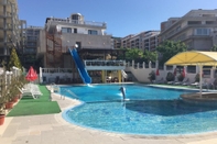 Swimming Pool Hotel Corona by Asteri Hotels