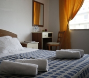 Bedroom 4 Hotel Corona by Asteri Hotels