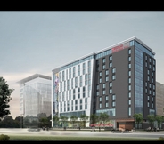 Luar Bangunan 2 Hilton Garden Inn Montreal Midtown