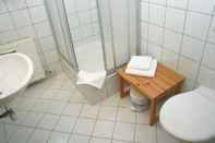 Toilet Kamar Beautiful Apartment in Altenmarkt im Pongau With Garden