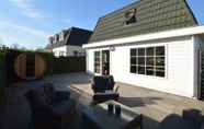 Ruang untuk Umum 5 Luxuriously Furnished House With Sauna and Hot Tub Near the Efteling