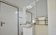 In-room Bathroom 5 Lovely Holiday Home With Garden, Barbecue, Garden Furniture