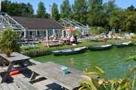 Swimming Pool Fresh & Colorful Holiday Home near Beach, Sea, Dunes, & Lake