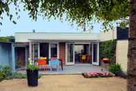 Common Space Fresh & Colorful Holiday Home near Beach, Sea, Dunes, & Lake