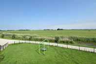 Ruang untuk Umum Recreational Farm Located in a Beautiful Area of Friesland