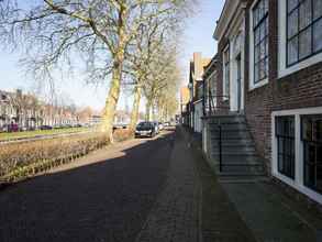 Bangunan 4 Boutique Holiday Home in Middelburg With Roof Terrace