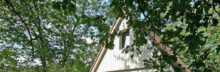 Exterior Cozy Holiday Home in Nunspeet near Forest