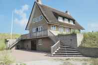 Exterior Beautiful Villa on Terschelling in the Dunes, 150 Meters Away