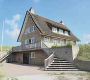 Exterior 4 Beautiful Villa on Terschelling in the Dunes, 150 Meters Away