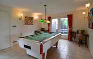 Entertainment Facility 6 Luxury Holiday Home with Hot Tub In Noordbeemster