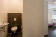 In-room Bathroom Spacious Apartment in Koudekerke With Terrace