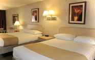 Bedroom 3 Impala Island Inn