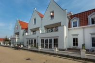 Exterior Beautiful Seaside Apartment in Koudekerke