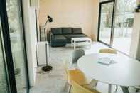 Common Space Specially Designed Chalet With Dishwasher, Near the sea