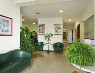 Lobby 2 Premium Apartment in Rimini With Swimming Pool