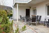 Ruang untuk Umum Apartment With Private Terrace in the Mountainous Region of Northern Hesse