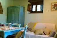 Kamar Tidur Apartment in a Holiday Home in Anghiari With a View of the Hills