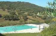 Kolam Renang 7 Idyllic Farmhouse in Montemor-o-novo With Swimming Pool