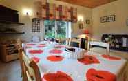 Restoran 4 Boutique Holiday Home in Durbuy With Garden