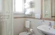 In-room Bathroom 2 Quiet Apartment with Balcony near Riccione