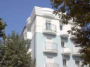 Bangunan 4 Quiet Apartment with Balcony near Riccione