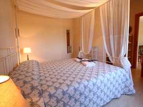 Bilik Tidur 4 Cosy Farmhouse in Montalto di Castro Withterrace