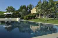 Swimming Pool Stylish Villa in Recanati With Private Swimming Pool