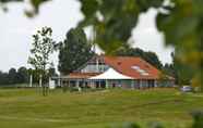 Exterior 3 Peaceful Holiday Home in Zeewolde With Sauna