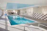 Swimming Pool TownePlace Suites by Marriott Columbus Hilliard