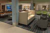 Lobby Holiday Inn Express & Suites Collingwood, an IHG Hotel