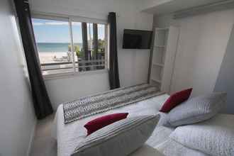 Bedroom 4 Hotel & Appartements Le Grand Large bord de mer