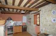 Bedroom 3 Farmhouse With Pool in the Hills, Beautiful Views, in the Truffle Area