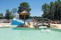 Swimming Pool Camping le Caussanel