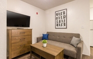 Common Space 5 InTown Suites Extended Stay Atlanta GA - Conyers