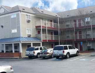 Exterior 2 InTown Suites Extended Stay Atlanta GA - Jonesboro