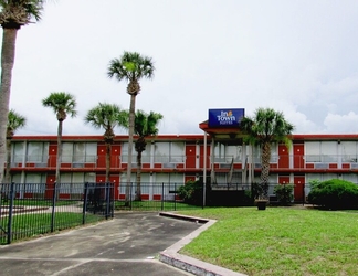 ภายนอกอาคาร 2 InTown Suites Extended Stay Select Orlando Fl- Lee Rd