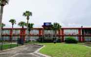 Exterior 2 InTown Suites Extended Stay Select Orlando Fl- Lee Rd